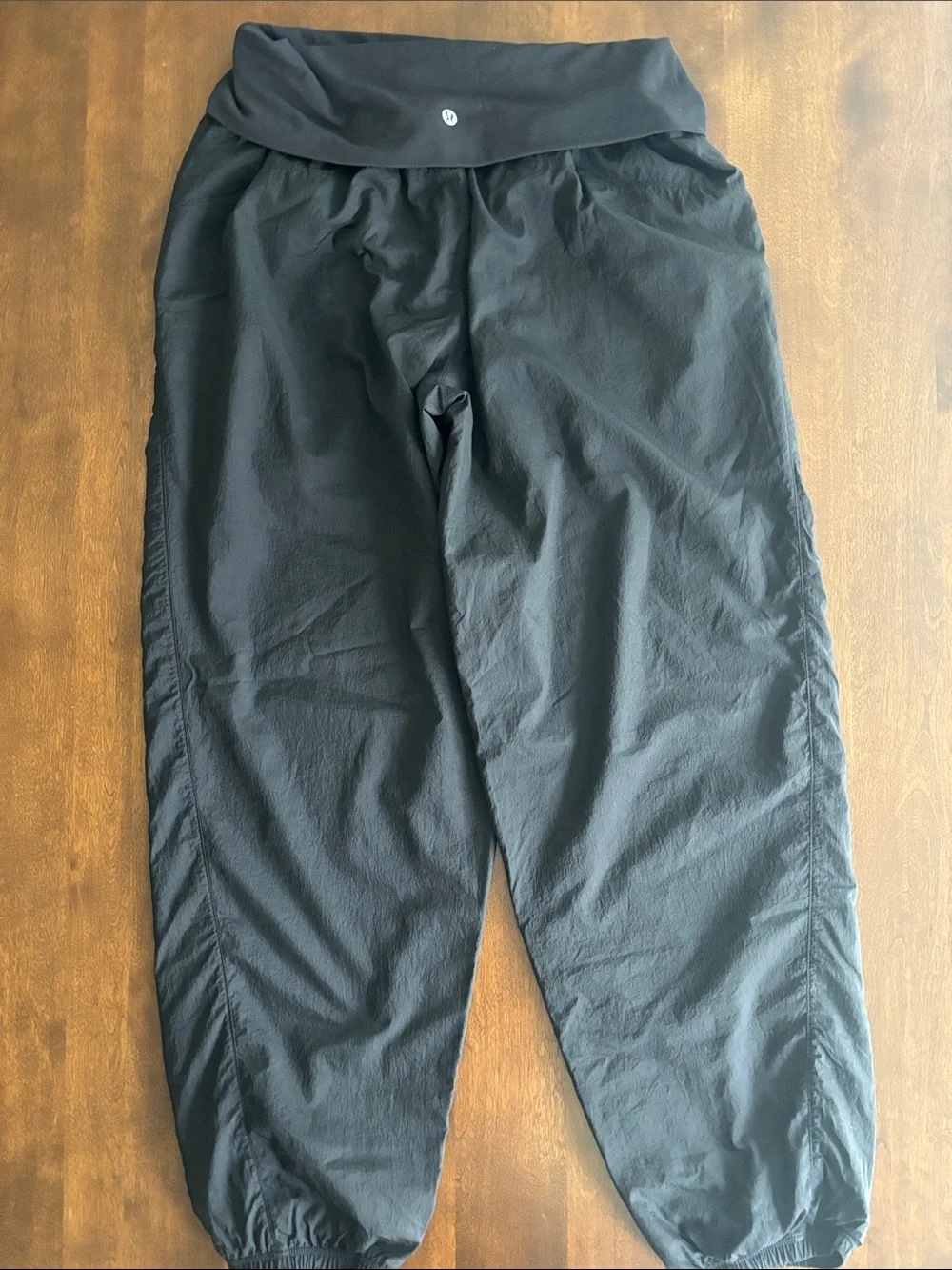 Lululemon lightweight foldover-waist jogger